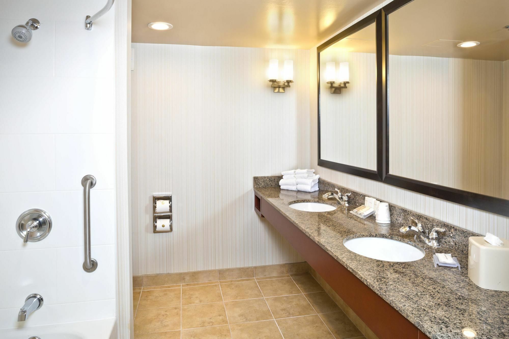 Hilton Garden Inn White Marsh Kültér fotó